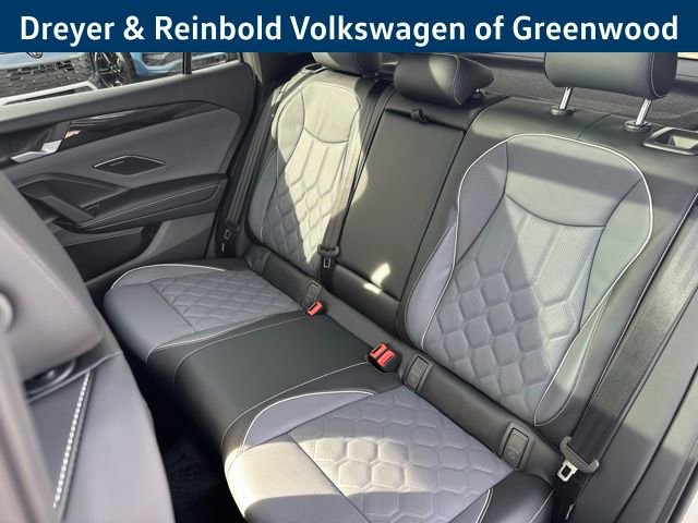 New 2026 Volkswagen Tiguan SEL R-Line image 32