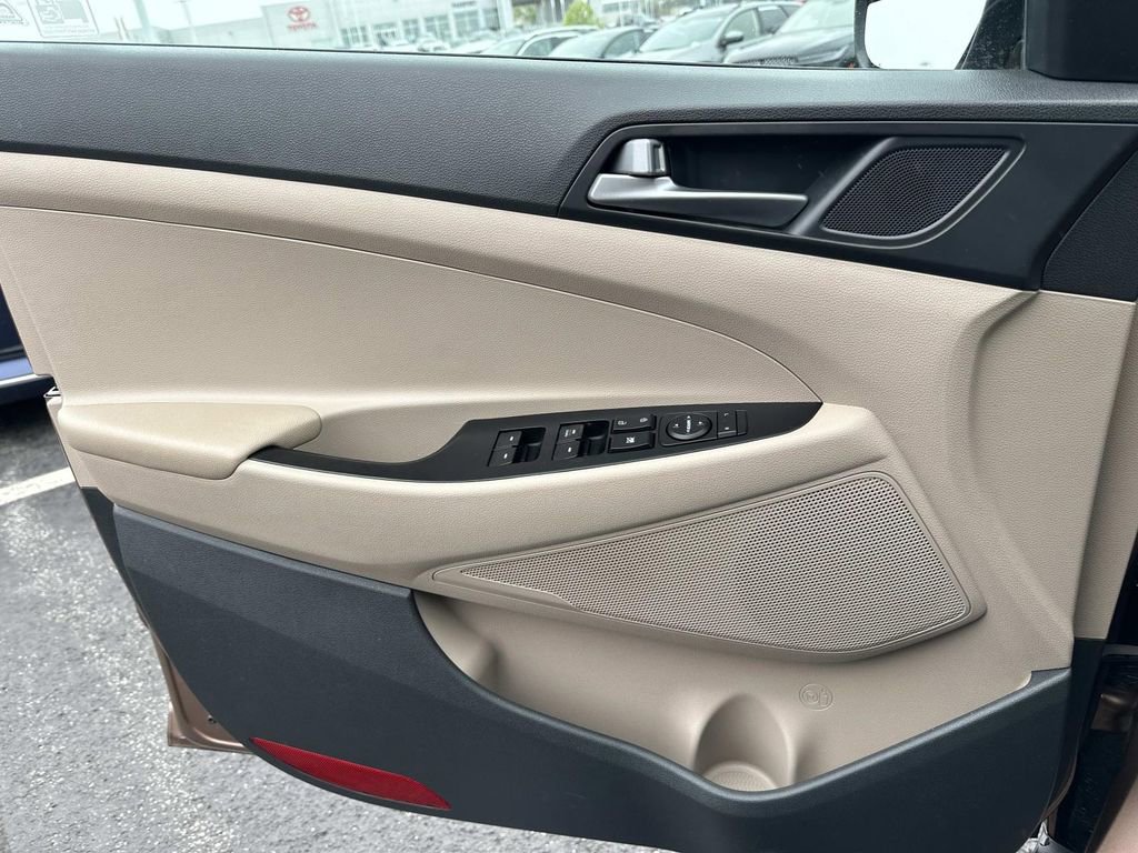 Used 2016 Hyundai Tucson SE image 24