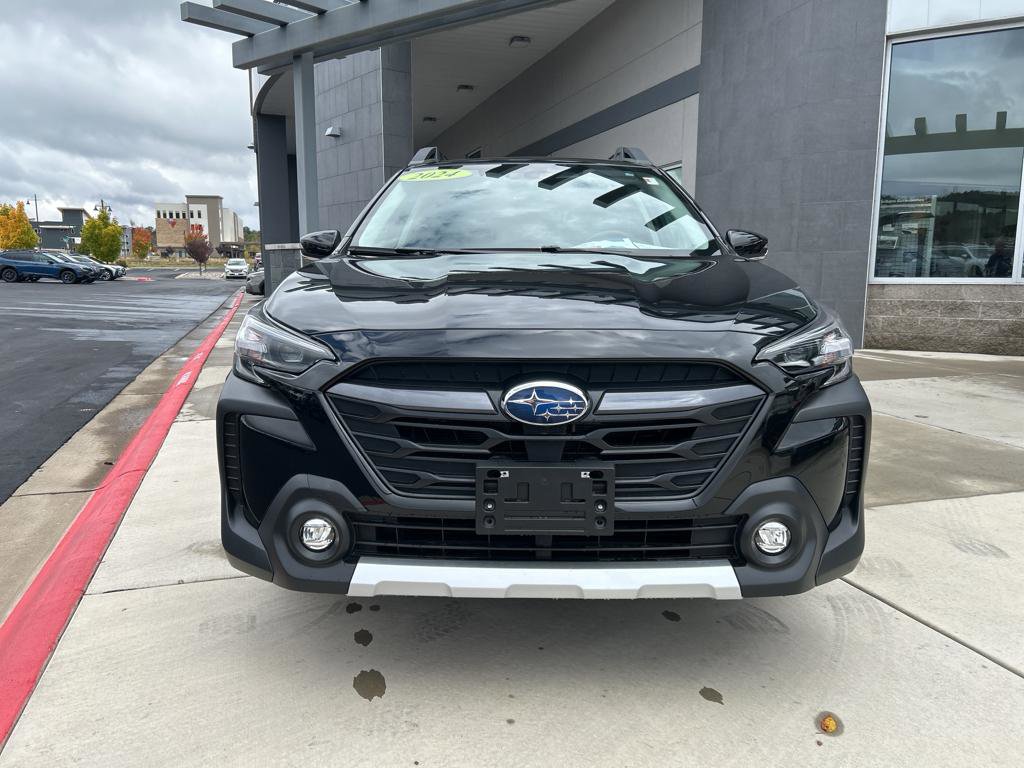 Used 2024 Subaru Outback Limited image 3