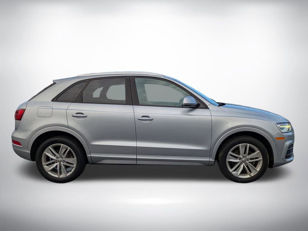 Used 2017 Audi Q3 2.0T Premium image 3