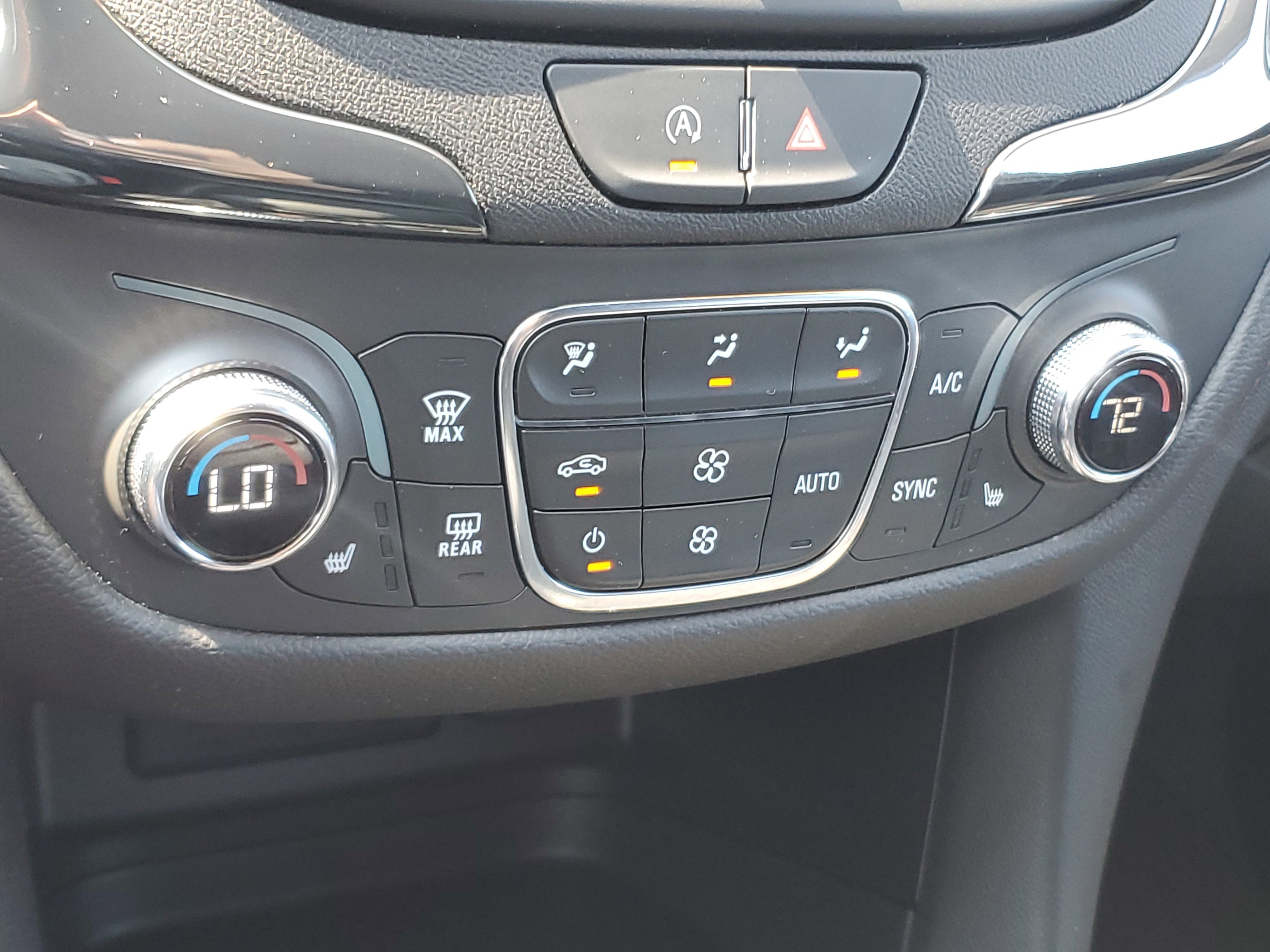 Used 2024 Chevrolet Equinox RS image 25