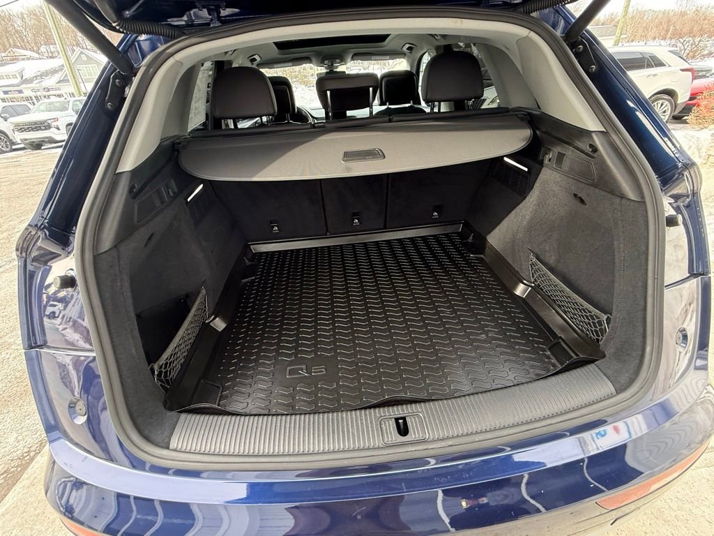 Used 2019 Audi Q5 2.0T Premium w/ Convenience Package image 23