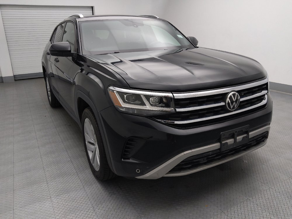 Used 2021 Volkswagen Atlas Cross Sport SE w/ Panoramic Sunroof Package FWD image 14