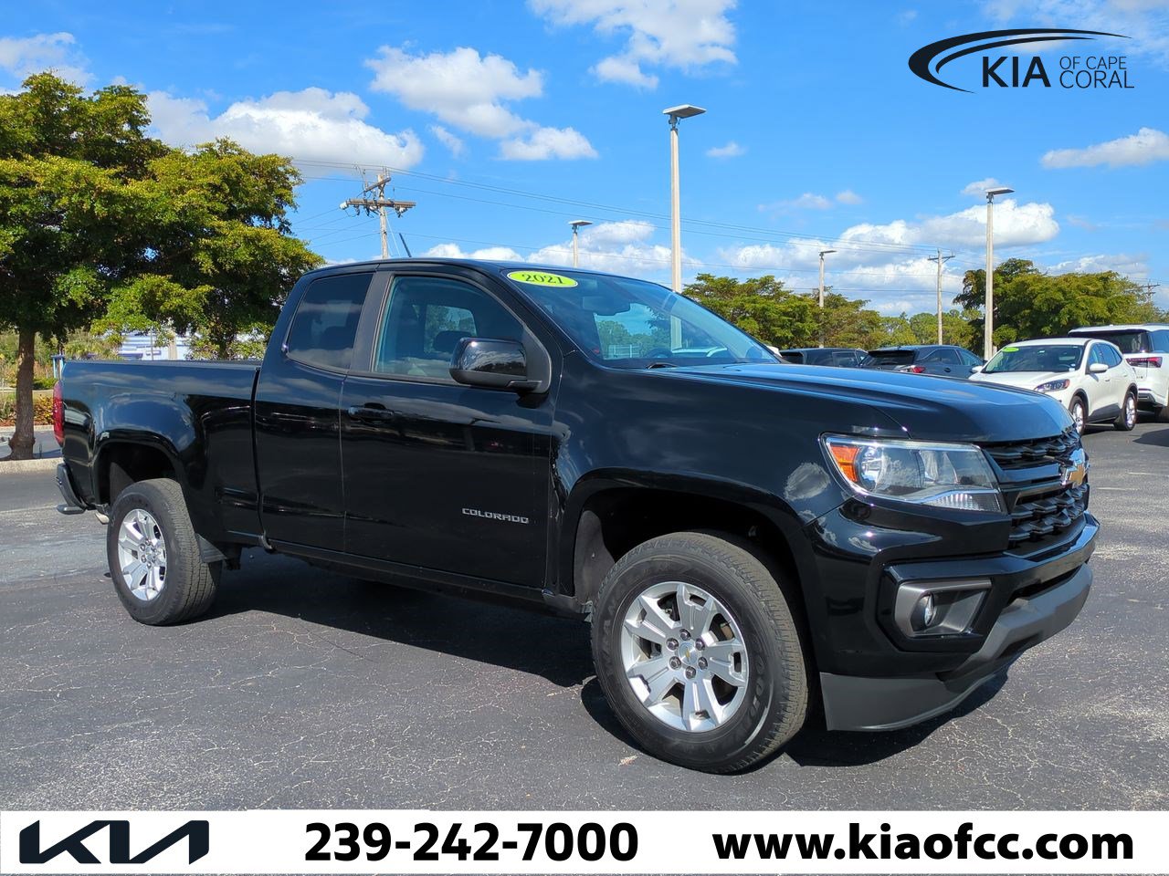 Used 2021 Chevrolet Colorado LT w/ LT Convenience Package image 2
