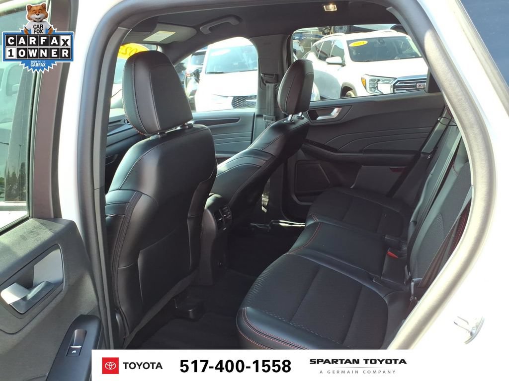 Used 2025 Ford Escape ST-Line Select w/ Tech Pack #1 AWD/4WD image 12