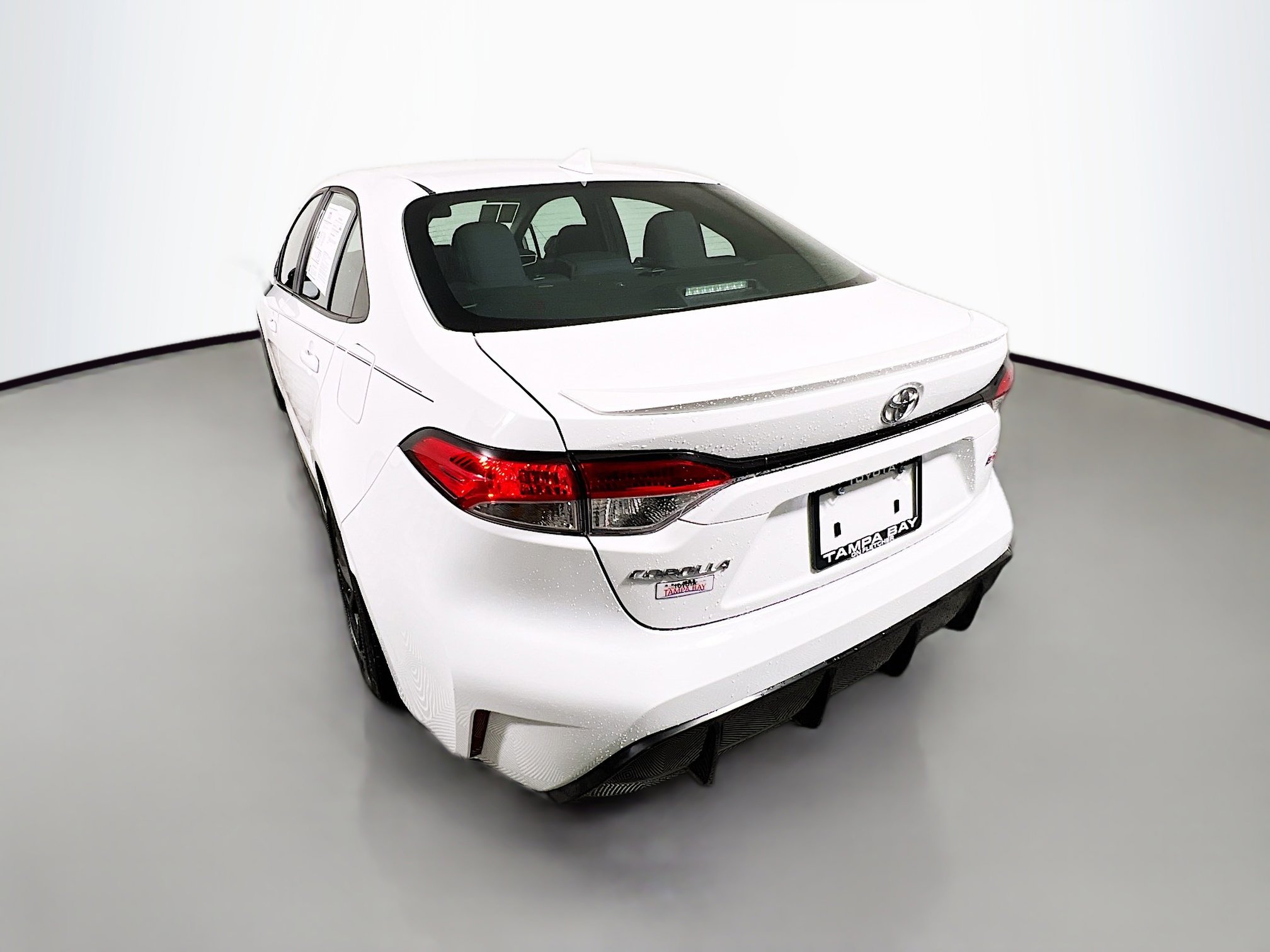 Used 2024 Toyota Corolla SE image 8