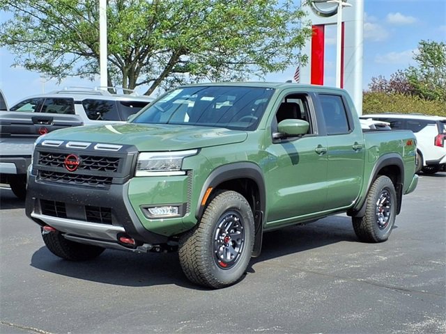 New 2025 Nissan Frontier PRO-4X image 2