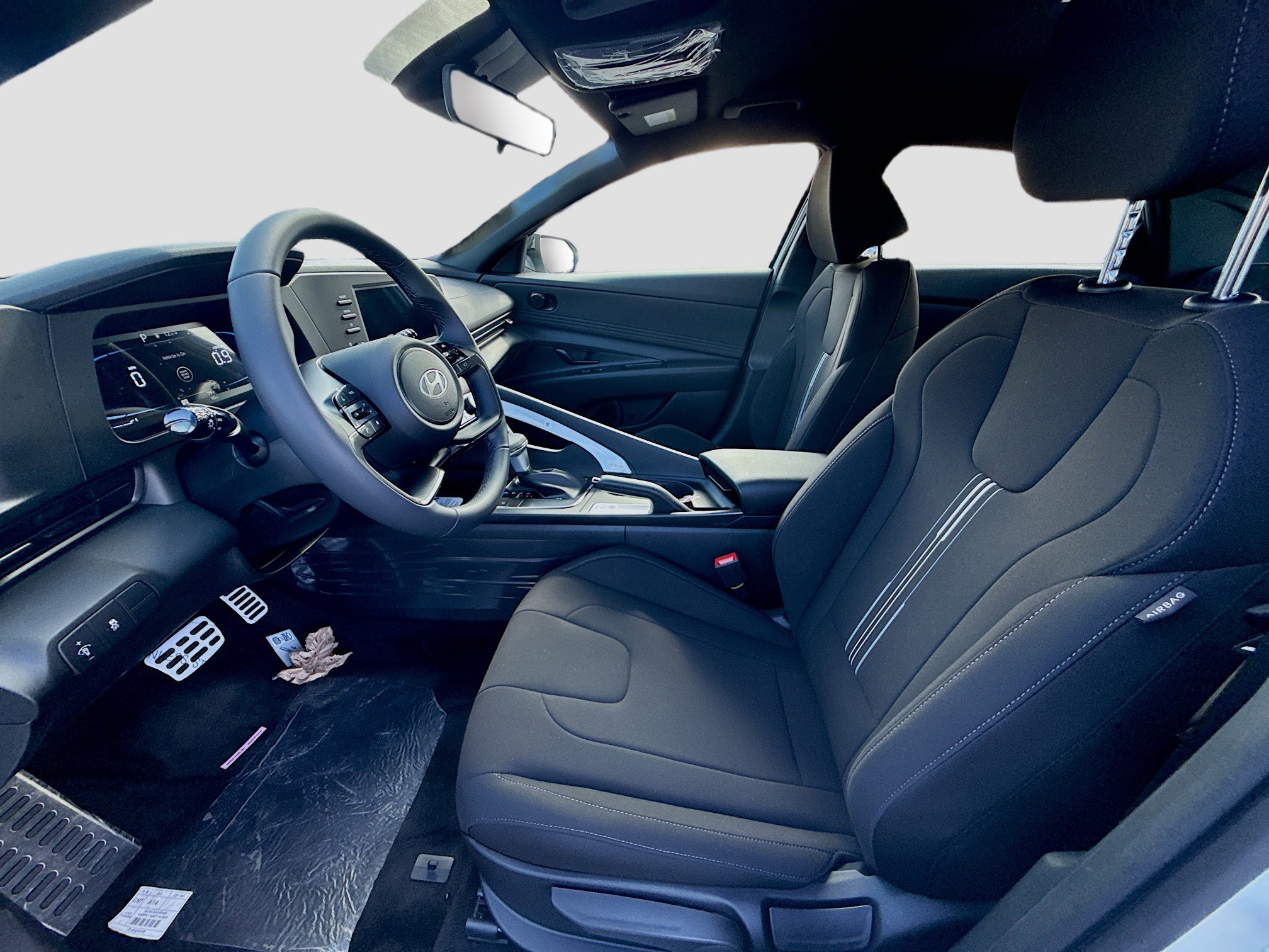 New 2026 Hyundai Elantra Sport FWD image 14