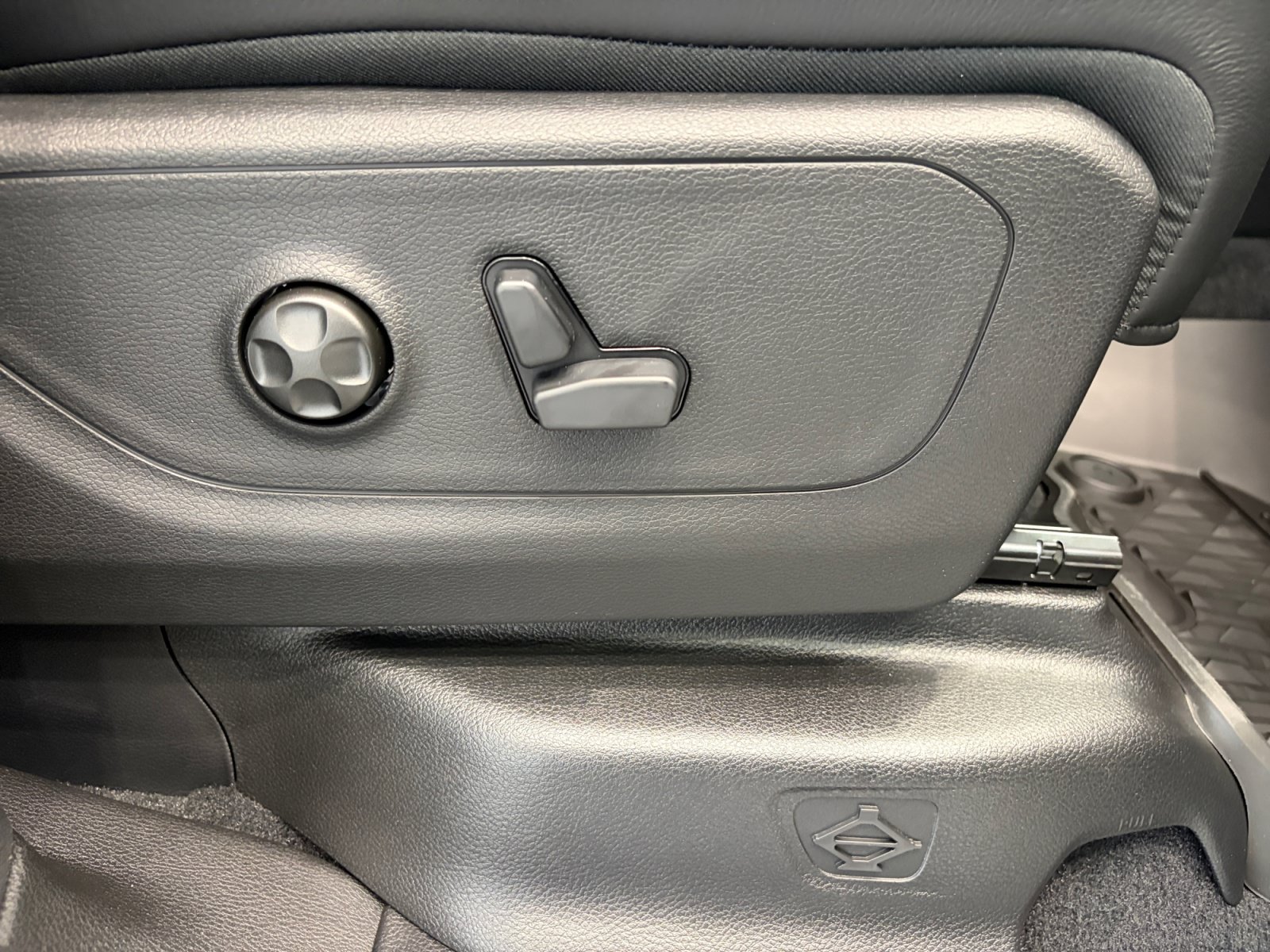New 2026 RAM 1500 RHO w/ Bed Utility Group AWD/4WD image 33