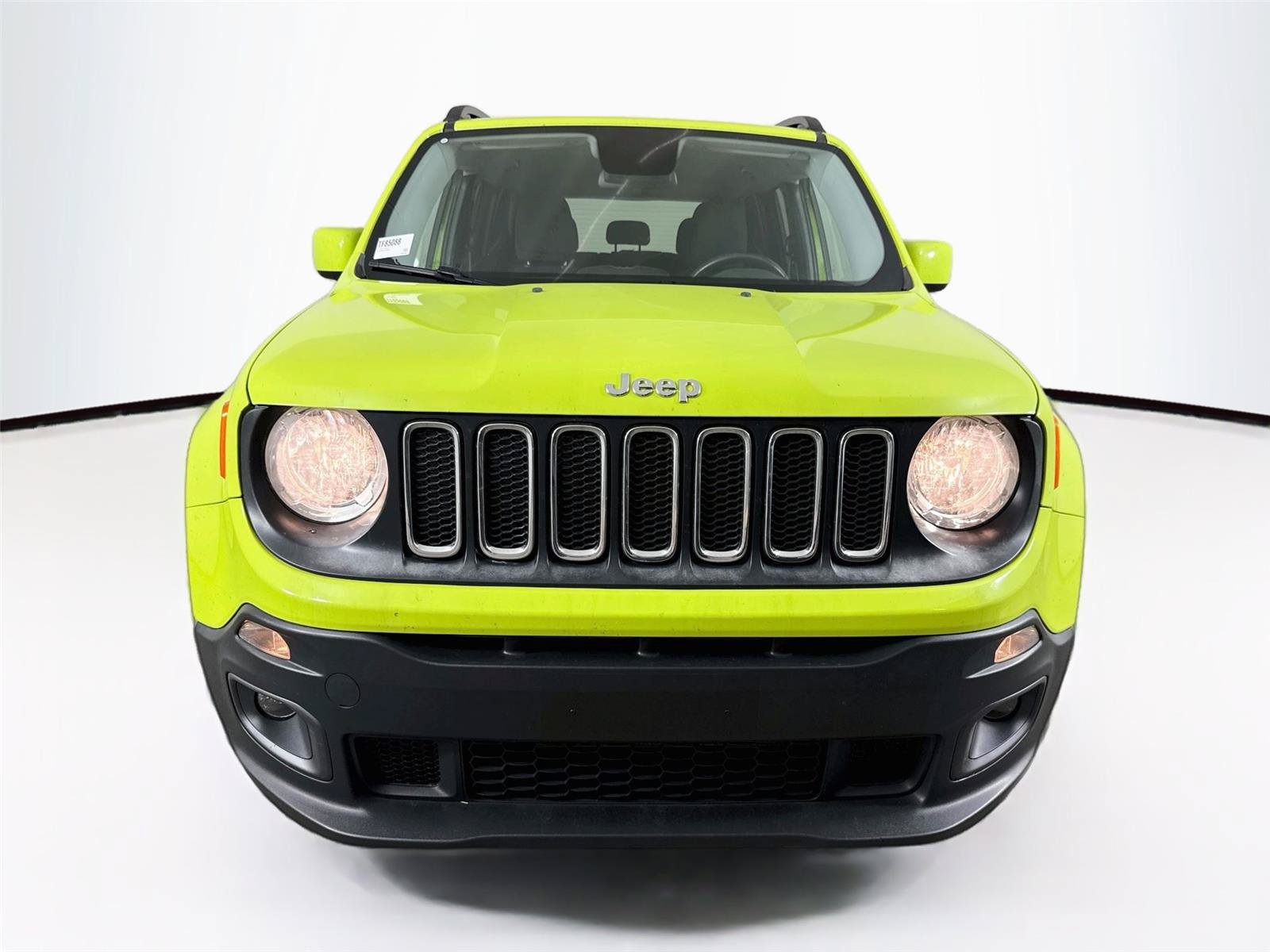 Used 2017 Jeep Renegade Latitude w/ Cold Weather Group AWD/4WD image 6