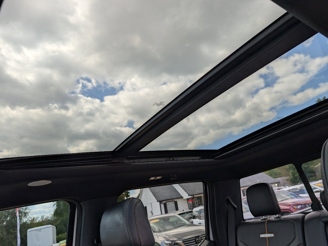 Used 2022 Ford F150 Platinum w/ Equipment Group 701A High image 22