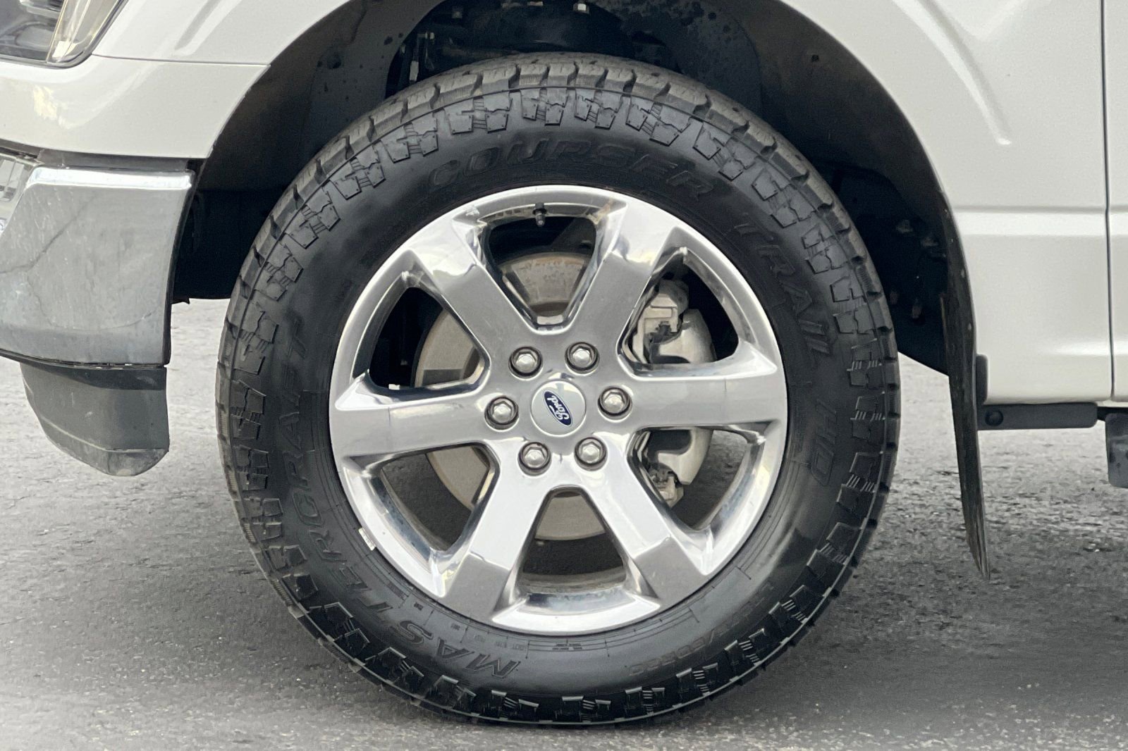 Used 2023 Ford F150 Lariat w/ Equipment Group 502A High image 27