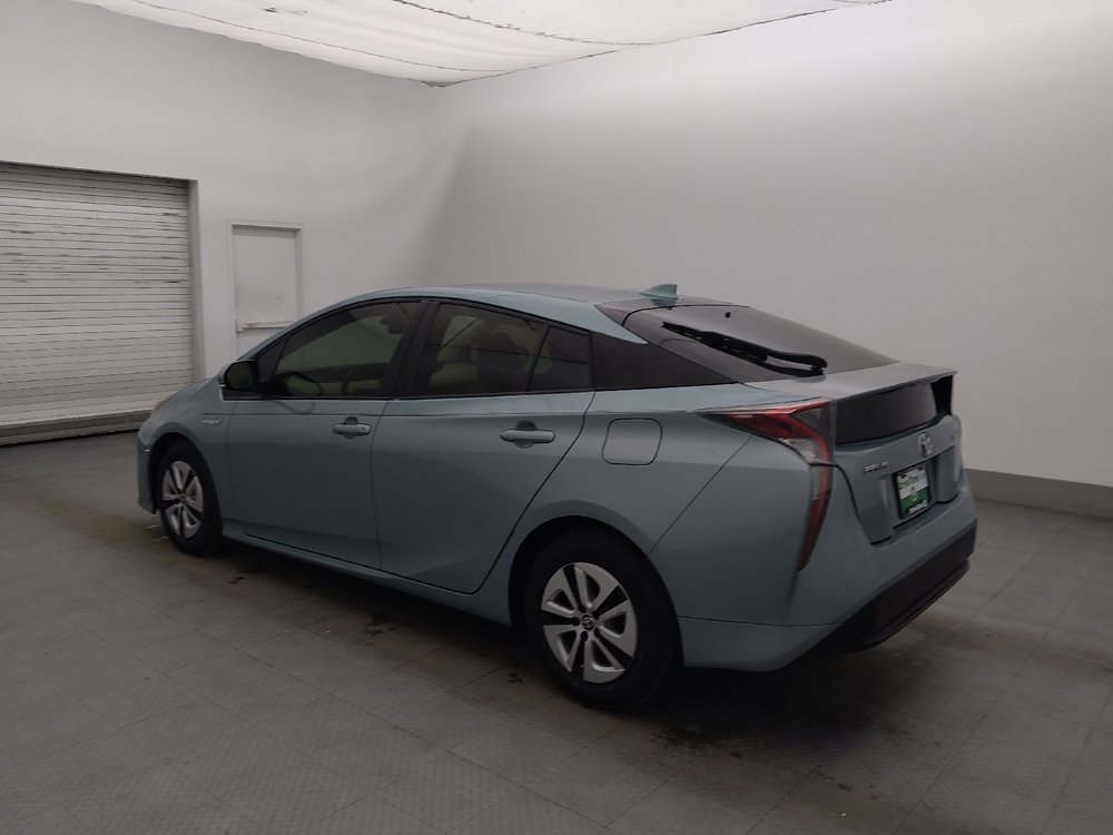 Used 2017 Toyota Prius Three w/ Advanced Technology Package FWD image 3