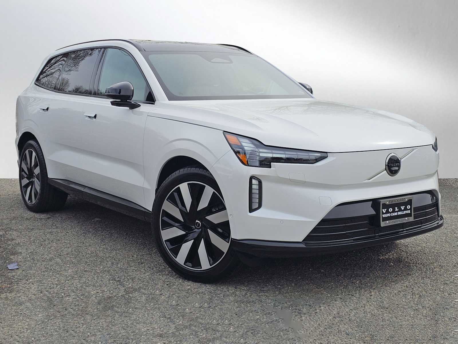 New 2026 Volvo EX90 Ultra image 1