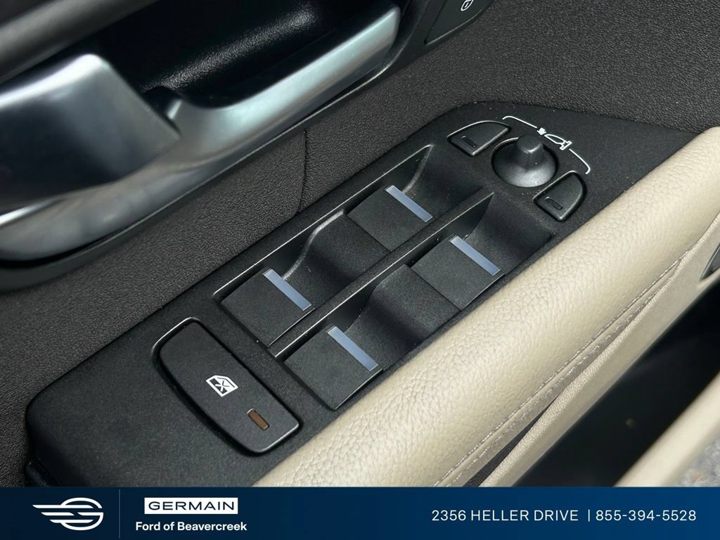 Used 2017 Land Rover Range Rover Evoque SE AWD/4WD image 17