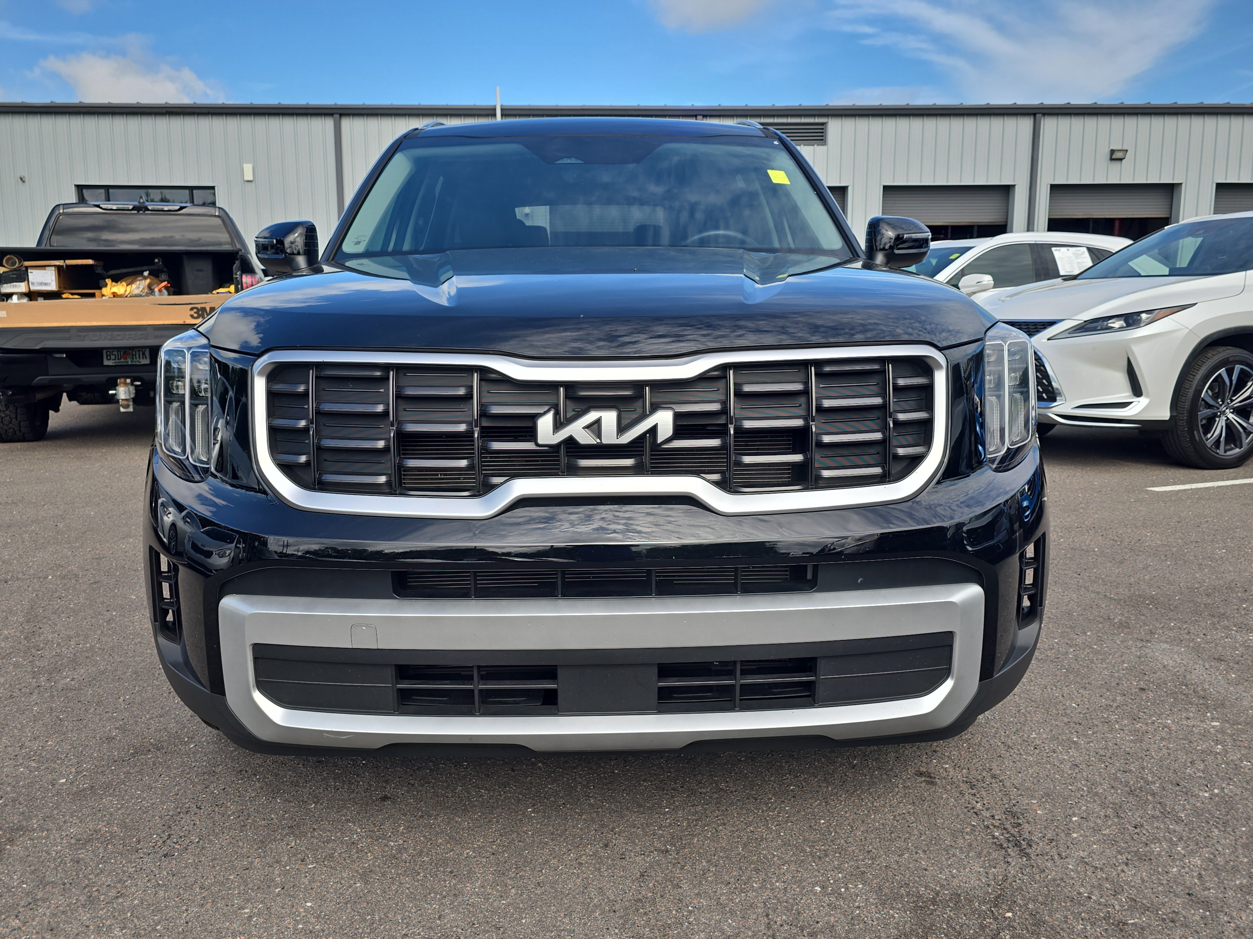 Certified 2024 Kia Telluride S AWD/4WD image 3