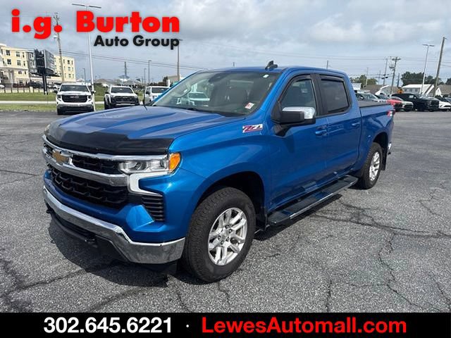 Used 2022 Chevrolet Silverado 1500 LT AWD/4WD image 7