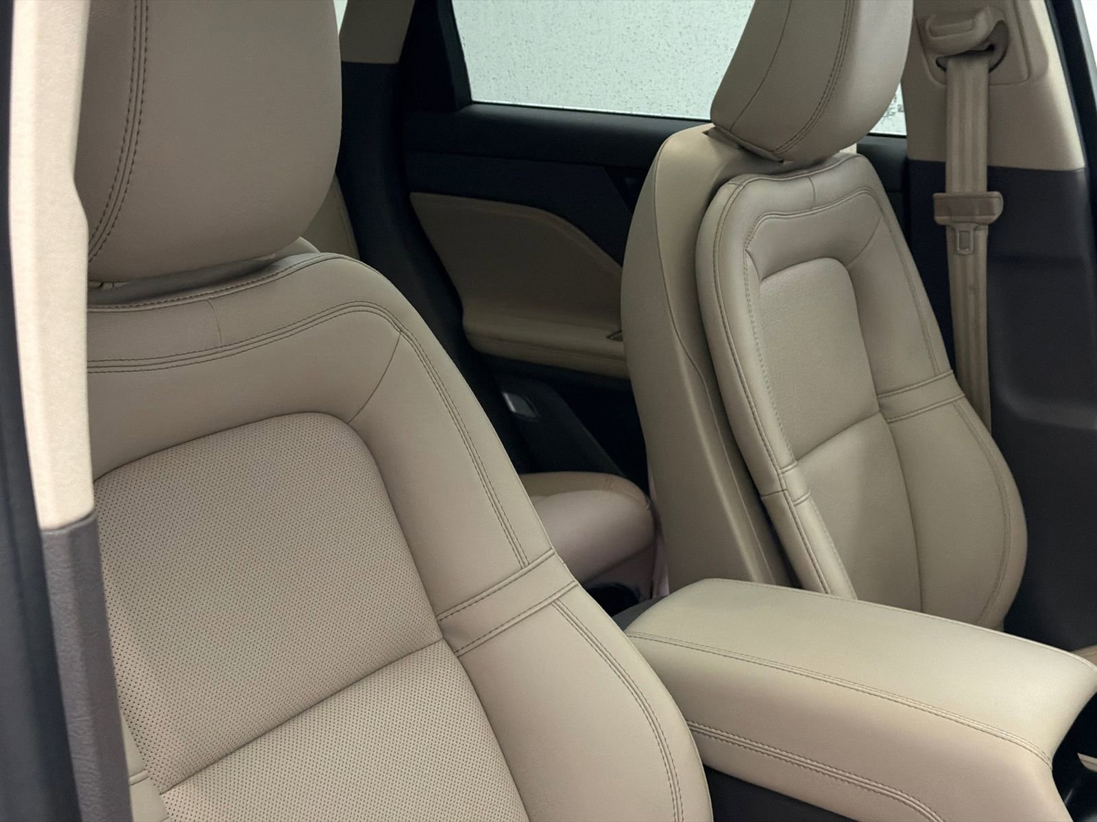 Used 2022 Lincoln Corsair Grand Touring image 11