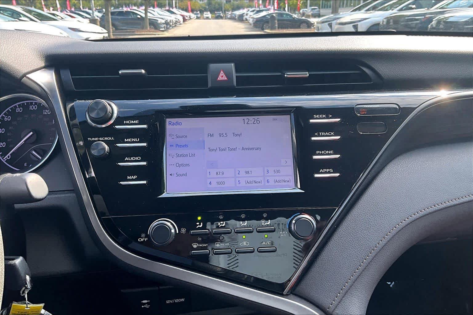 Used 2019 Toyota Camry LE FWD image 35