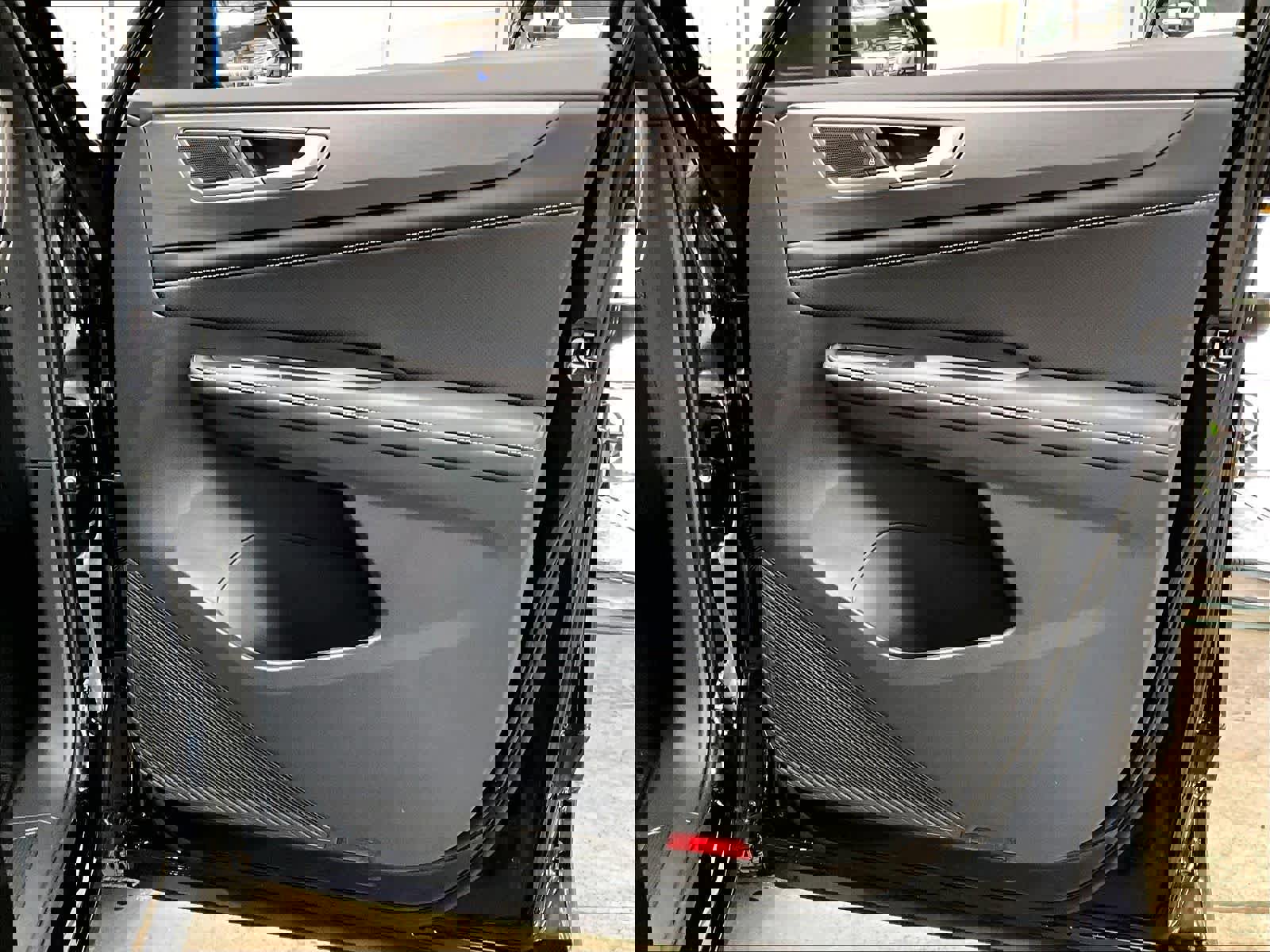 New 2026 Volkswagen Atlas Cross Sport SE image 29