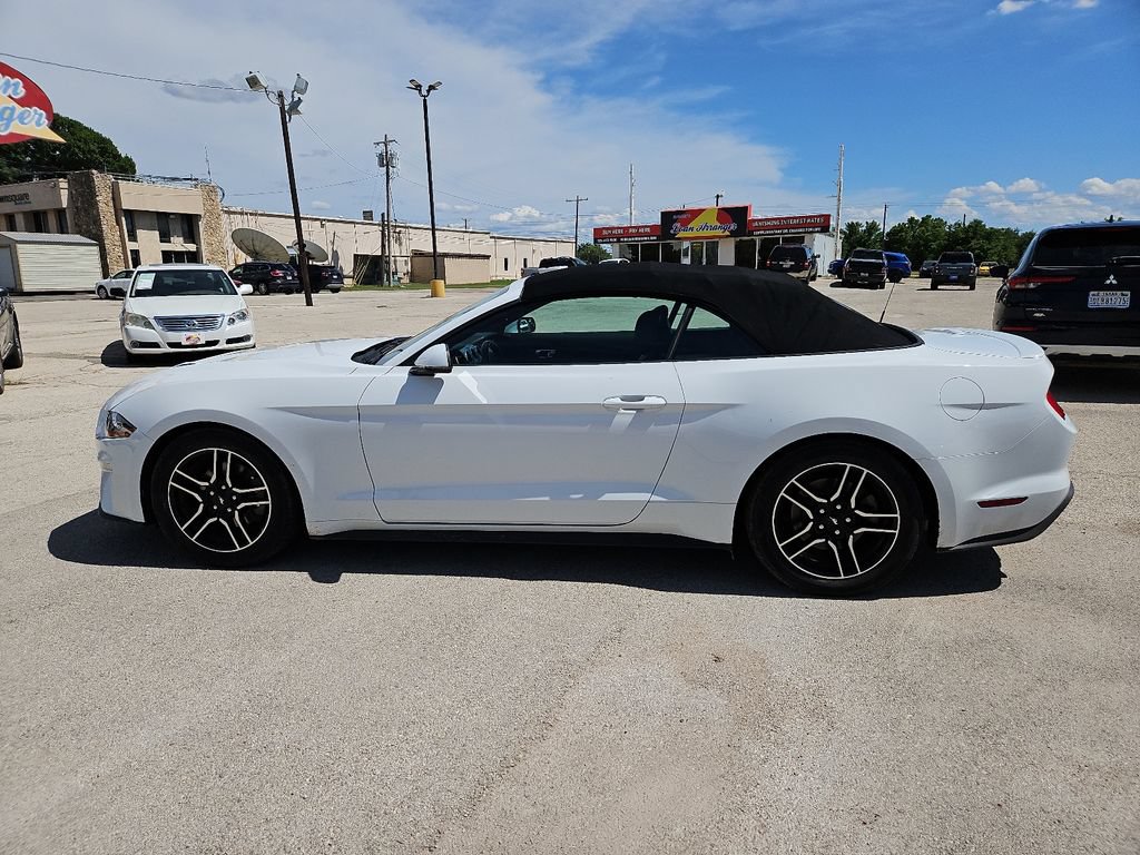 Used 2020 Ford Mustang Premium RWD image 6
