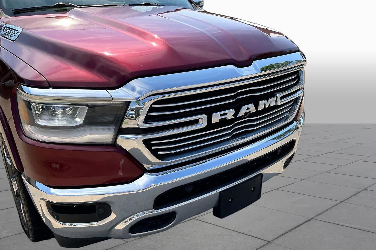 Used 2019 RAM 1500 Laramie AWD/4WD image 29