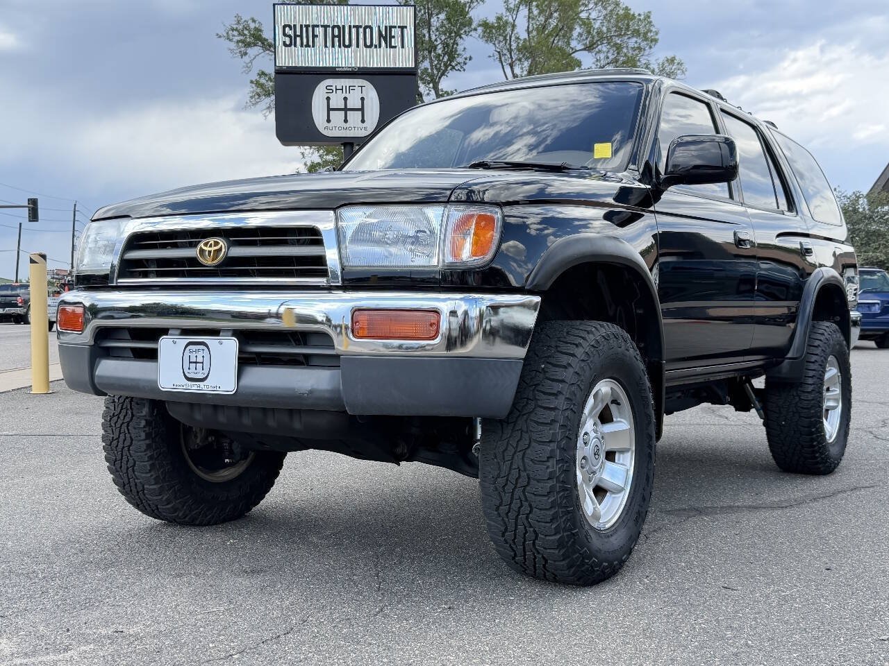 Used 1996 Toyota 4Runner SR5 AWD/4WD image 1