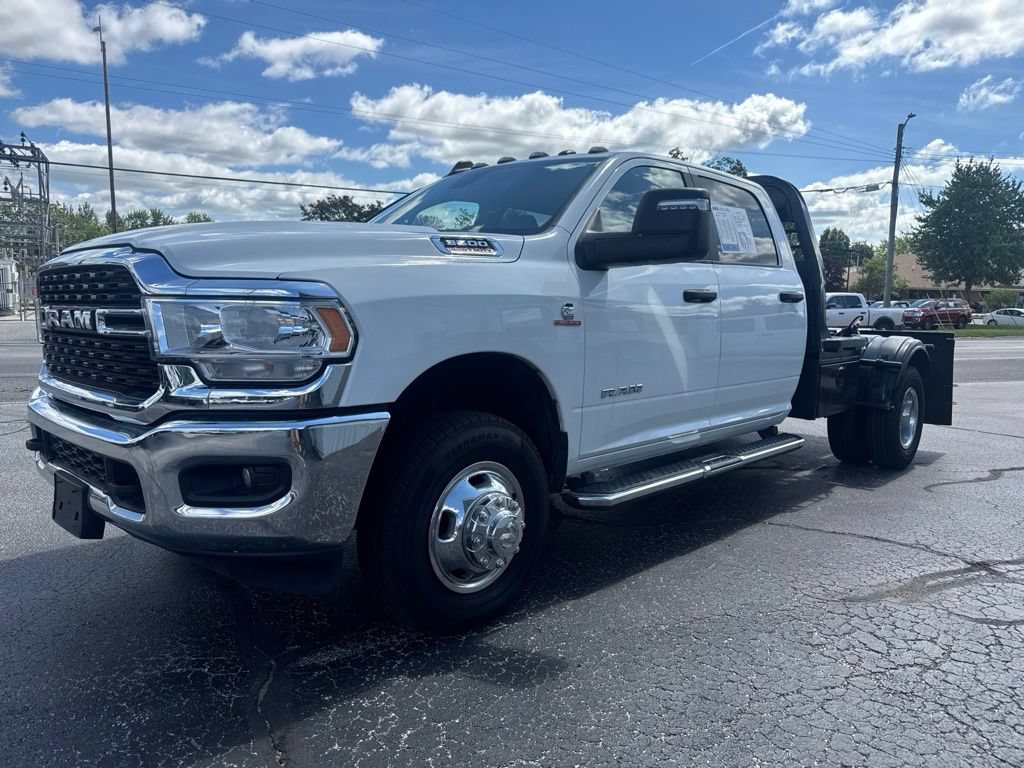 Used 2024 RAM 3500 Big Horn AWD/4WD image 3
