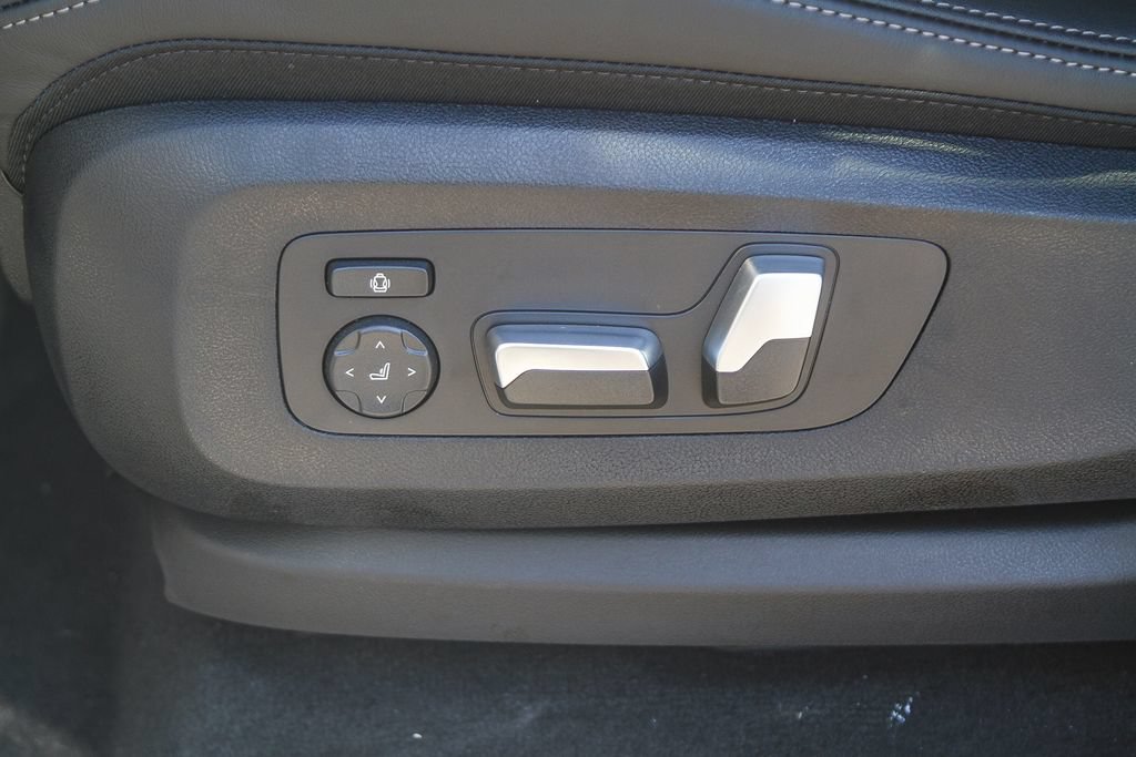 New 2026 BMW X5 sDrive40i w/ M Sport Package RWD image 16