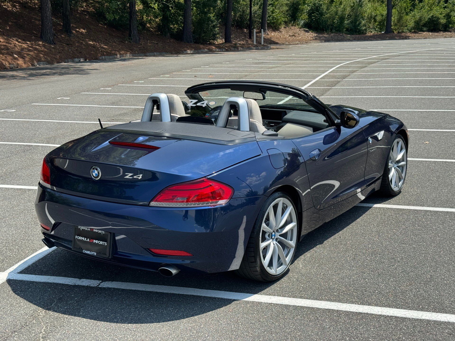 Used 2011 BMW Z4 sDrive35i RWD image 26
