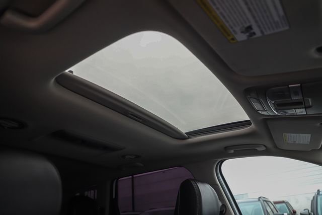 Certified 2022 Kia Telluride S FWD image 17