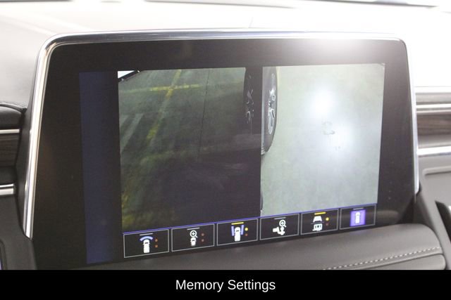 Used 2024 Chevrolet Tahoe LT w/ Luxury Package image 12