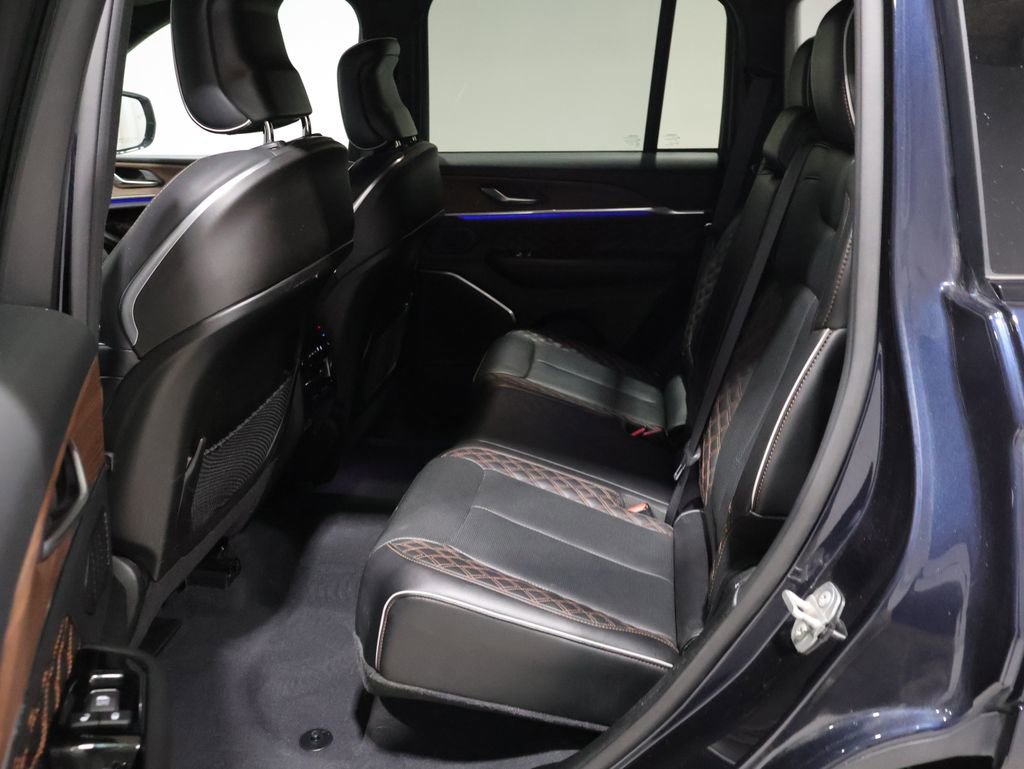 Used 2023 Jeep Grand Cherokee Summit image 18