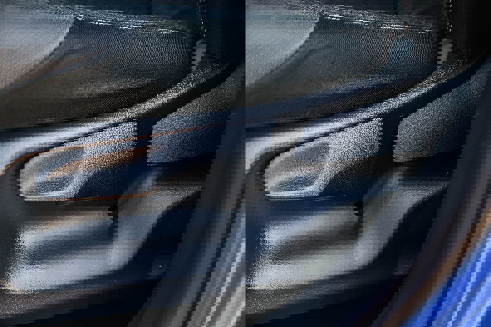 Used 2020 Toyota C-HR LE image 21