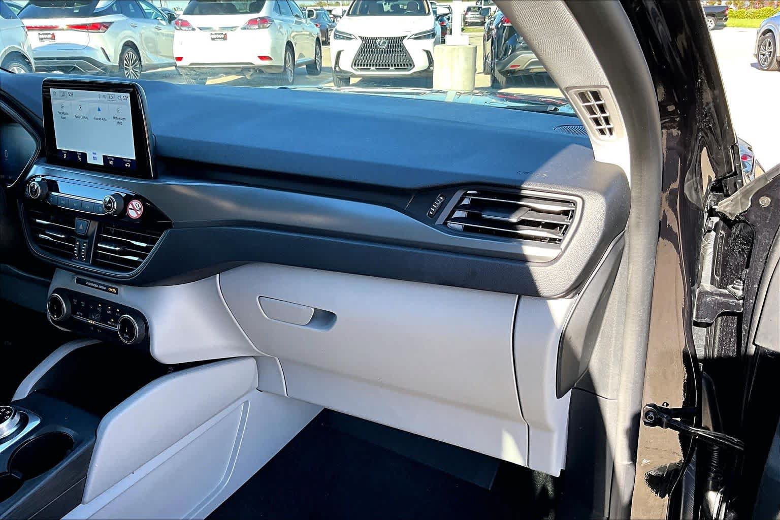 Used 2025 Ford Escape Active AWD/4WD image 34