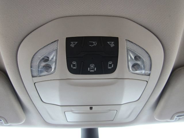 Used 2024 Chrysler Pacifica Touring-L FWD image 56
