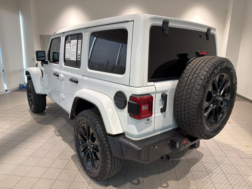 Used 2021 Jeep Wrangler Unlimited Sahara w/ Cold Weather Group image 3