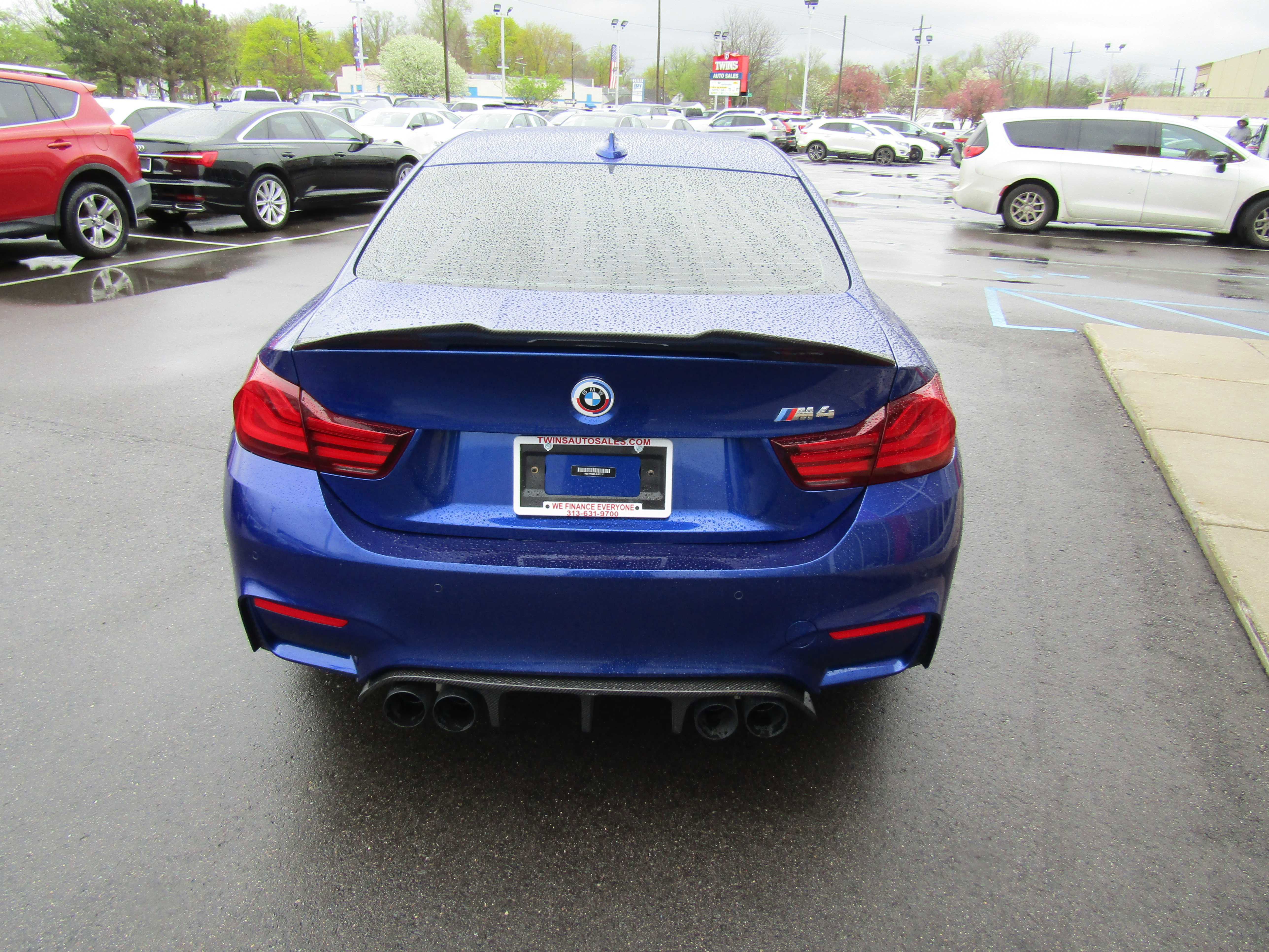 Used 2020 BMW M4 Coupe RWD image 6