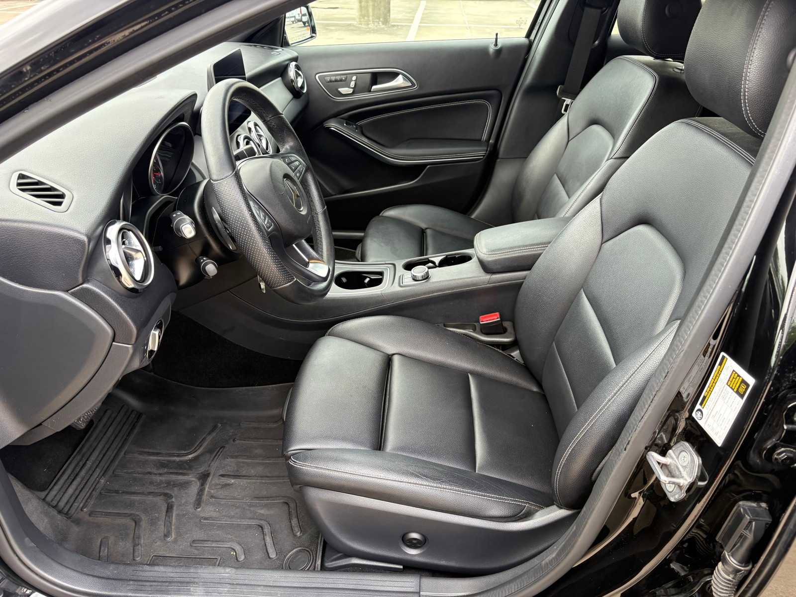 Used 2020 Mercedes-Benz GLA 250 image 14