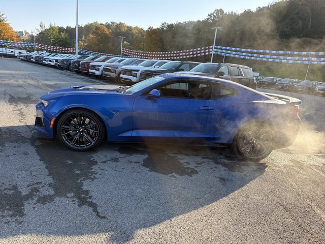 Used 2017 Chevrolet Camaro ZL1 RWD image 8