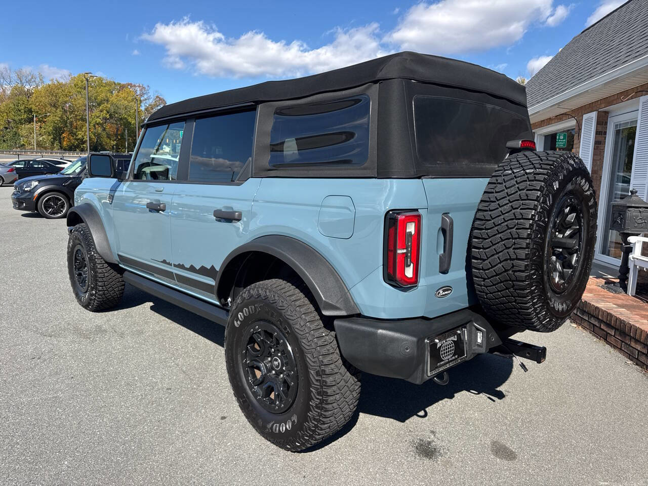 Used 2022 Ford Bronco Wildtrak image 15