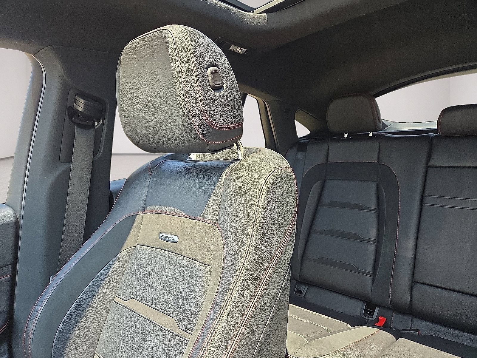 Used 2023 Mercedes-Benz GLE 53 AMG 4MATIC Coupe image 30