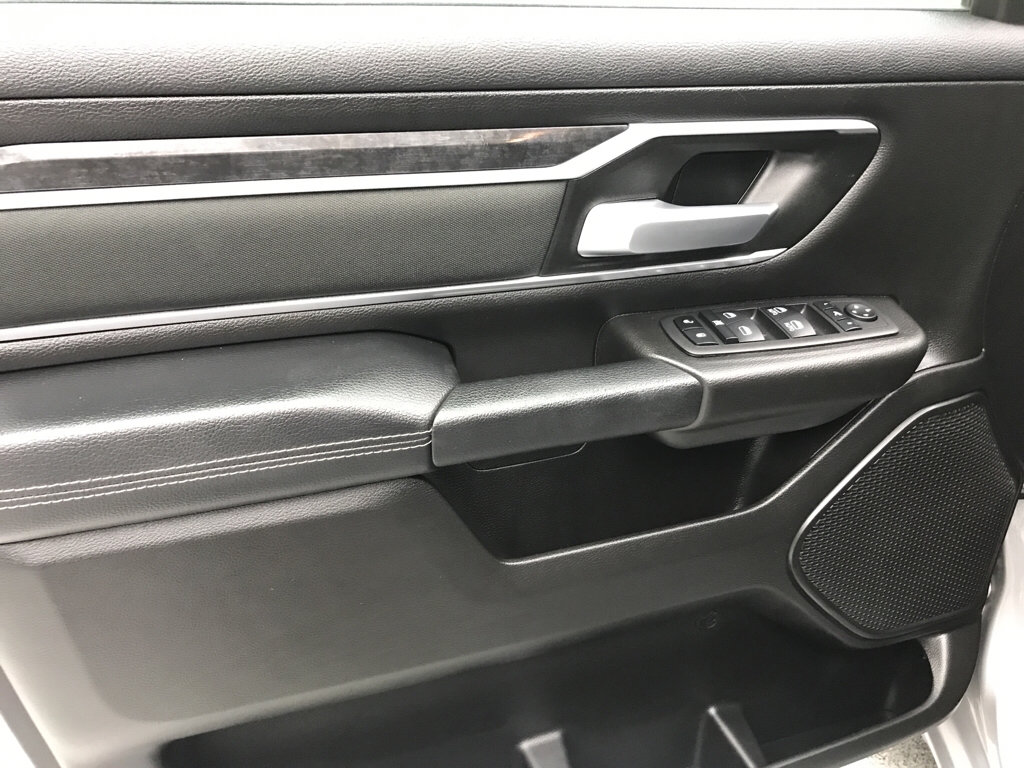 Used 2023 RAM 1500 Big Horn AWD/4WD image 9