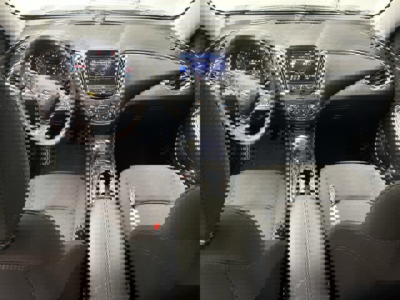 Used 2021 Chevrolet Malibu LT image 4