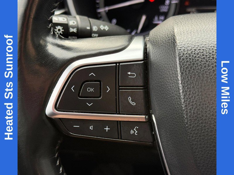 Used 2021 Toyota Highlander XLE AWD/4WD image 20