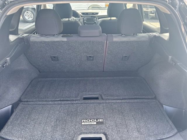 Used 2019 Nissan Rogue Sport SV w/ All-Weather Package AWD/4WD image 12