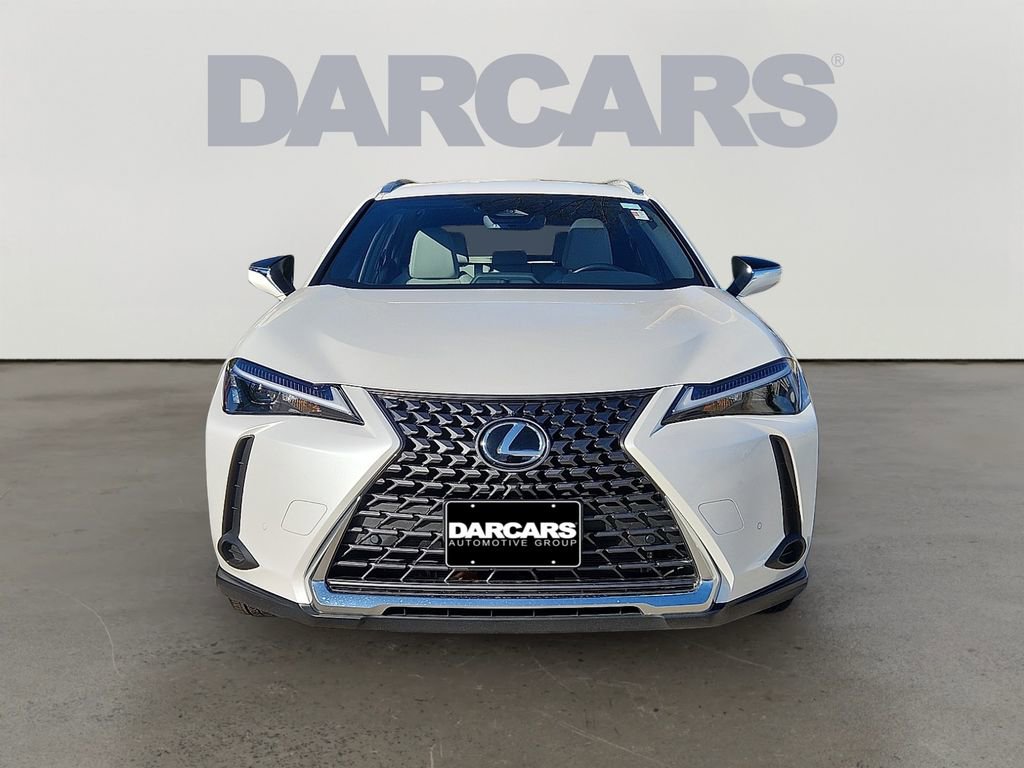 Used 2025 Lexus UX 300h AWD image 2