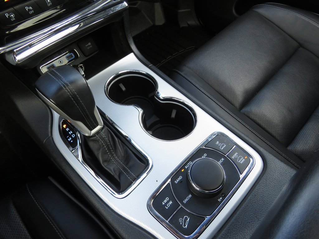 Used 2021 Jeep Grand Cherokee Summit image 24