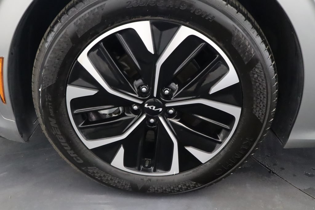 Used 2023 Kia EV6 GT-Line w/ GT-Line Suede Seat Package RWD image 14