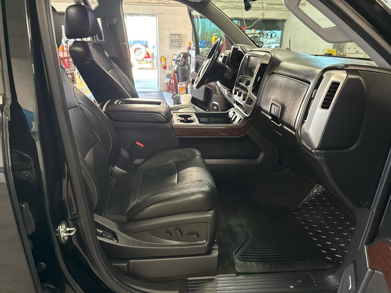 Used 2015 GMC Sierra 1500 SLT w/ SLT Crew Cab Value Package image 43